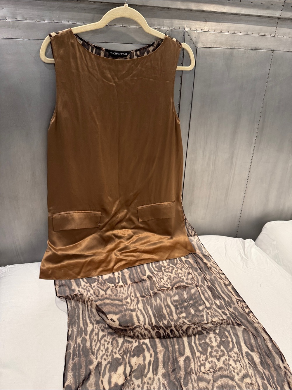 THOMAS WYLDE Brown Satin & Animal Print Mixed-Media Tunic Top Size